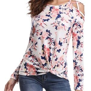 *NWT*  Long Sleeve Abollria Floral Top